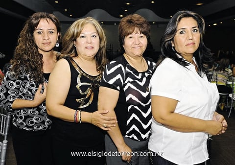 11052014 Vanessa, Mary Cruz y Alejandra.