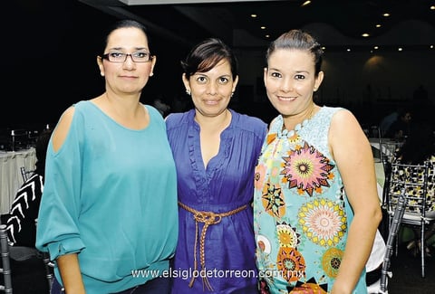 11052014 Abigail, Margarita, Mayela y Mirna.