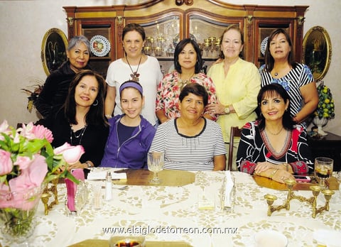 13052014 July, Gloria, Rosy, Lupita, Diana, Bety, Adriana, Juanis y Estrella.