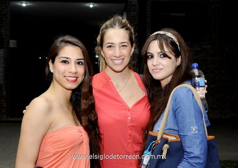 14052014 Isolda, Gaby y Lupita.