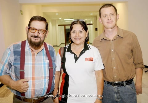 15052014 Gerardo Moscoso, Elsa y César.