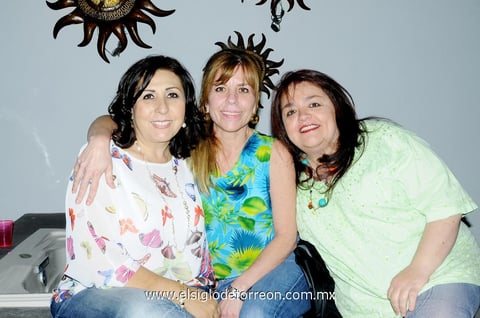 16052014 Marcela, Laura, Muñeca y Marihelen.