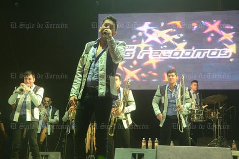 Los Recoditos alternaron el escenario con la Banda Lagunera, Los Cadetes de Rosendo Cantú y Zarpazo Felino.