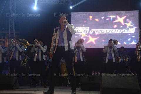 Los Recoditos visitaron La Laguna de Coahuila por primera vez y deleitaron a todos sus fanáticos en la Feria de Torreón.