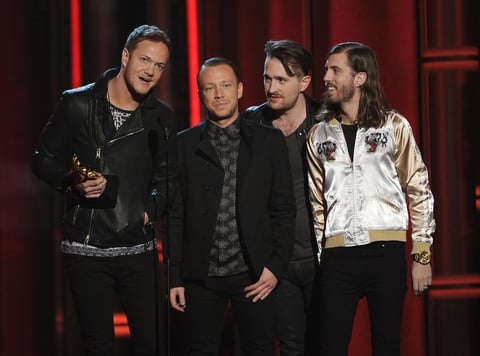 Imagine Dragons se llevó los premios al Mejor Dúo o Grupo, Mejor Artista Hot 100, Mejor Artista de Rock y Mejor Canción Streaming (audio) por su igualmente exitoso Radioactive.