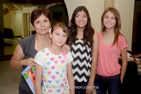 21052014 Jacqueline y Perla.