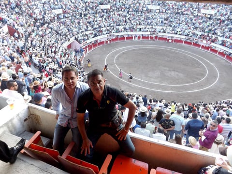 Miguel y Miguel Gómez en el Serial Taurino de la Feria de San Marcos en Aguascalientes.