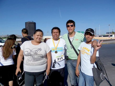 Sayra, Padre César Ramírez, Chuy y Jeancarlo