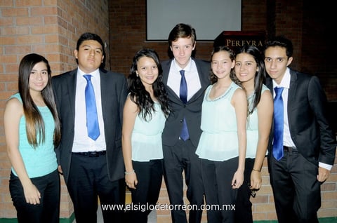 24052014 Alberto, Sonia, Alejandra y Alejandro.
