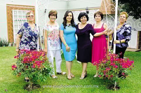 26052014 Carmen, Lety, Vanely, Jesú, Coco y Carmen.