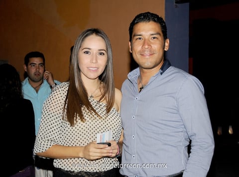 26052014 Irais y René.