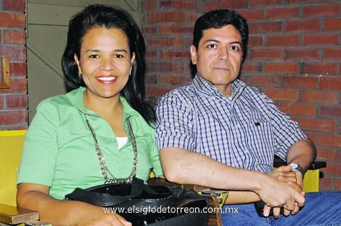 26052014 Edith de Páez y César Páez.