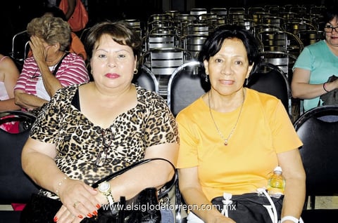 26052014 Nora de Vega y Margarita Ávila.
