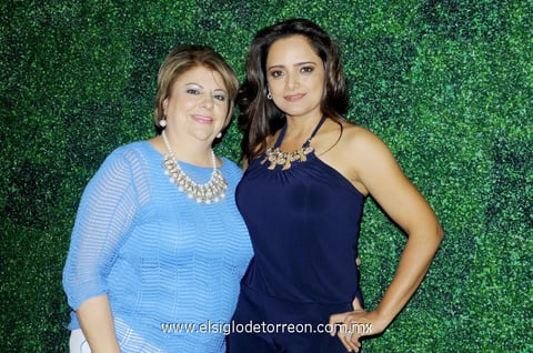 27052014 Lupita y Paty.