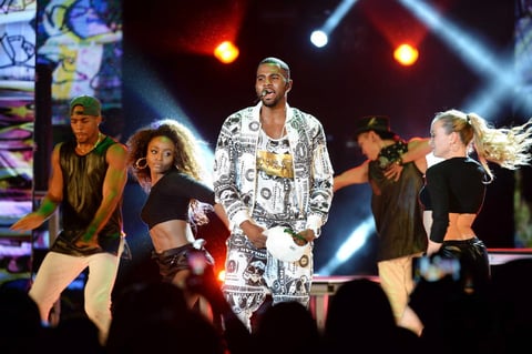 El cantante estadounidense Jason Derulo puso a bailar a los asistentes.