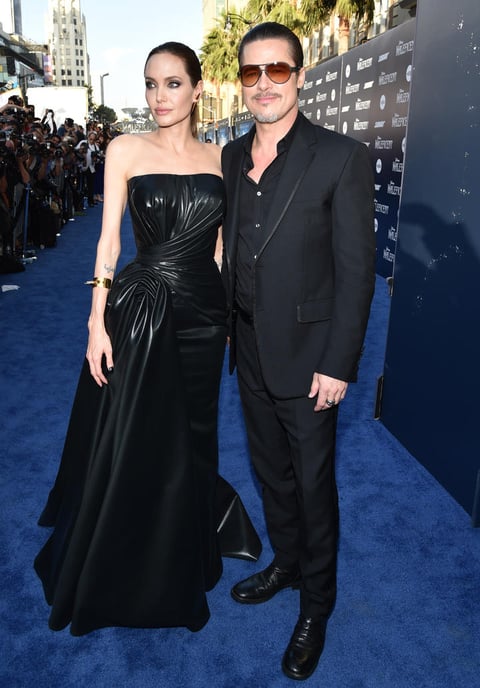 Ambos de negro, Angelina y Brad Pitt deslumbraron a los fotógrafos a su paso por la alfombra roja.