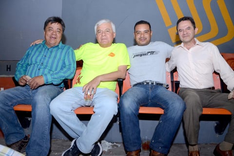 29052014 Gary Pepe Luis e Iker.