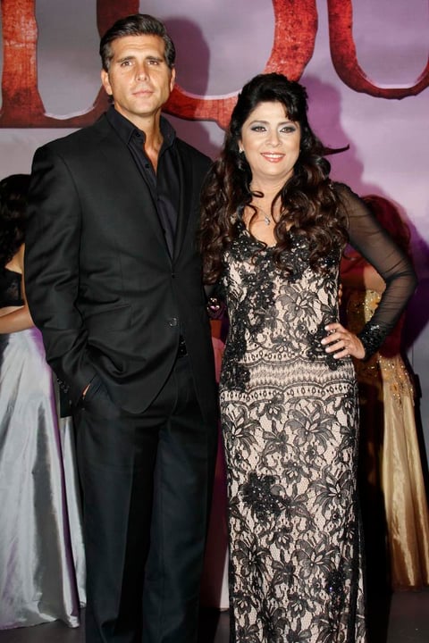 Victoria Ruffo, con la sencillez que la caracteriza dijo estar más que contenta, pues este melodrama es un regalo que se hace a unos días de celebrar su cumpleaños.