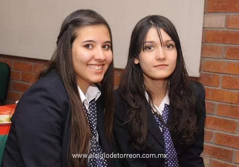 31052014 Linda y Claudia.