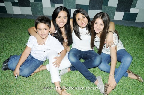 31052014 Juan Pablo, Luisa, Ana Cristina y Miranda.