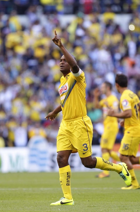 Aquivaldo Mosquera, procedente del América es oficialmente refuerzo de Pachuca para el Apertura 2014.