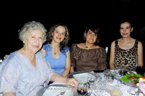 06062014 Kelly Jaik y Cristina Ruiz.
