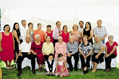 08062014 Toda la familia disfrutó al máximo esta gran celebración.