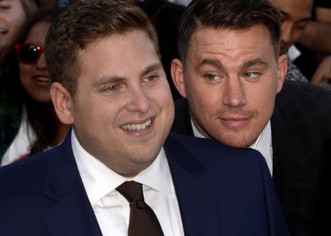Los protagonistas de la cinta Comando Especial 2, Jonah Hill  y Channing Tatum posaron juntos ante los medios.