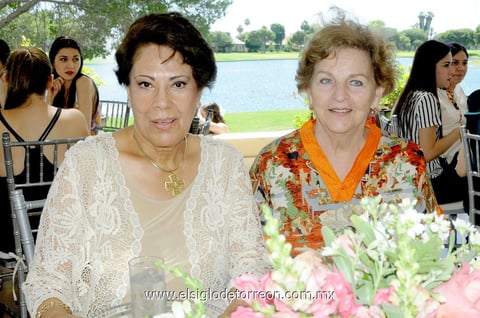 17062014 Silvia y Magali.