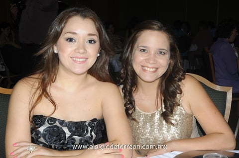 19062014 Karla y Ana Karen.