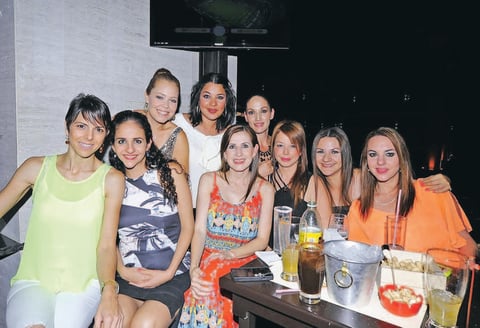 13062014 Victoria, Fabiola, Lilia, Paty, Lupita, Sofi, Ãrika, MÃ³nica y Lore. Titis, Alex y Abel. Valentina, Selina, Marimar, Pilar, MarÃ­a Rosa, Blanca e Ivette. JesÃºs y Nancy.