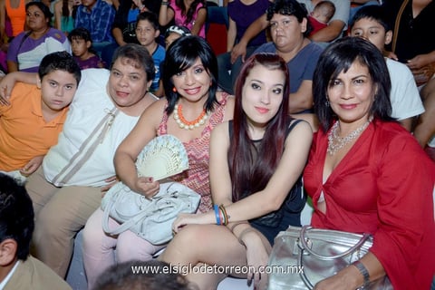 Fernando, Ruth, Alma, Isabella y Liz.