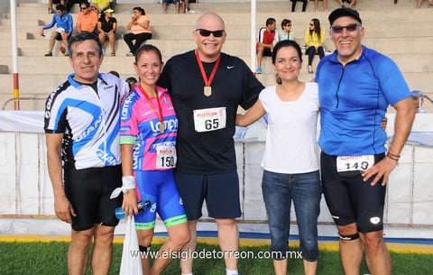 Nicolás, Laura, Gerardo, Karina y Fernando.