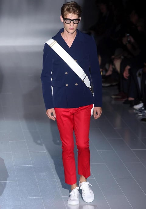 Gucci fue la ultima firma en aparecer, con tonos juveniles.