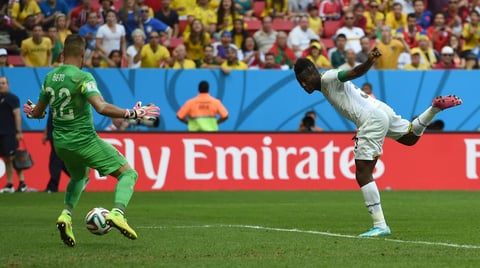 Asamoah Gyan emparejó los cartones al minuto 57.