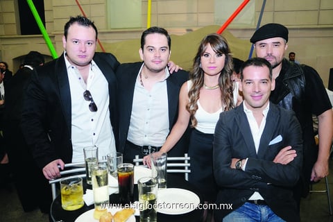 Clemente, Fernando, Lucero, José Juan y Fernando.