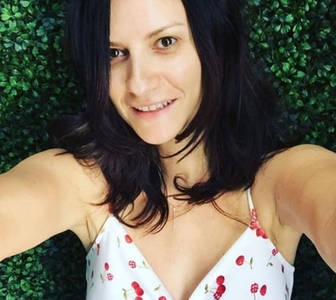 Laura Pausini es otra de las famosas que no han temido mostrarse al natural.