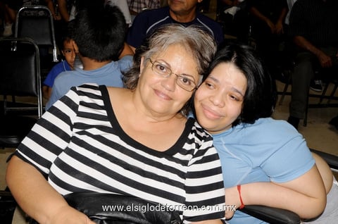 01072014 Lorely y Vera.