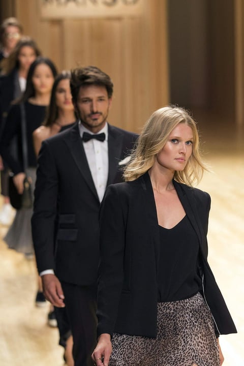 Los conocidos Toni Garrn y Andres Velencoso, encabezaron el desfile 'Mango'.