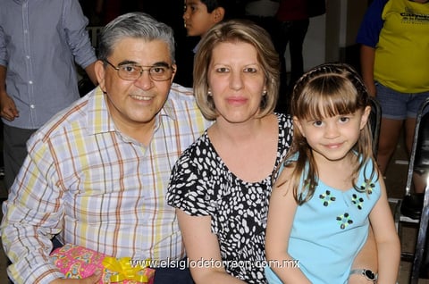 03072014 Carlos, Ann y Carly.