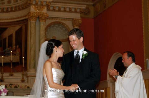 13072014 Liliana Zataráin Mourey y Scott O´Day, a un año de este significativo acontecimiento.