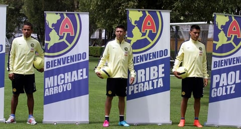 Los demás refuerzos son los argentinos Gonzalo Díaz y Paolo Goltz, el ecuatoriano Michael Arroyo y los mexicanos José Daniel Guerrero, José Madueña y Osmar Mares.