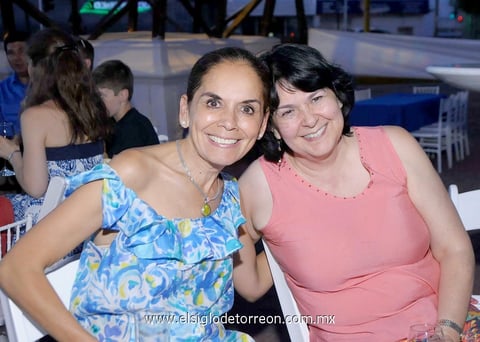 17072014 Pecky y Gaby.