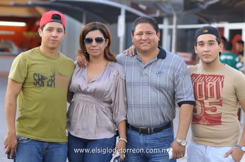 17072014 Chuy, Cristina, Jesús y Fidel.