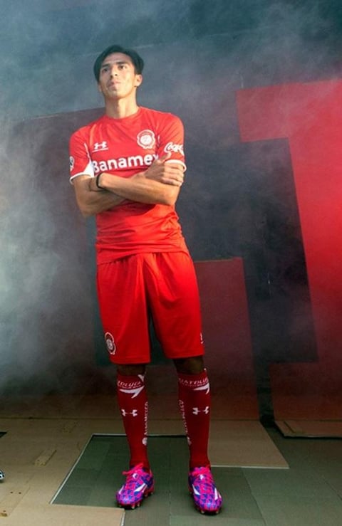 Lucas Lobos se convirtió en 'diablo' tras salir de Tigres.