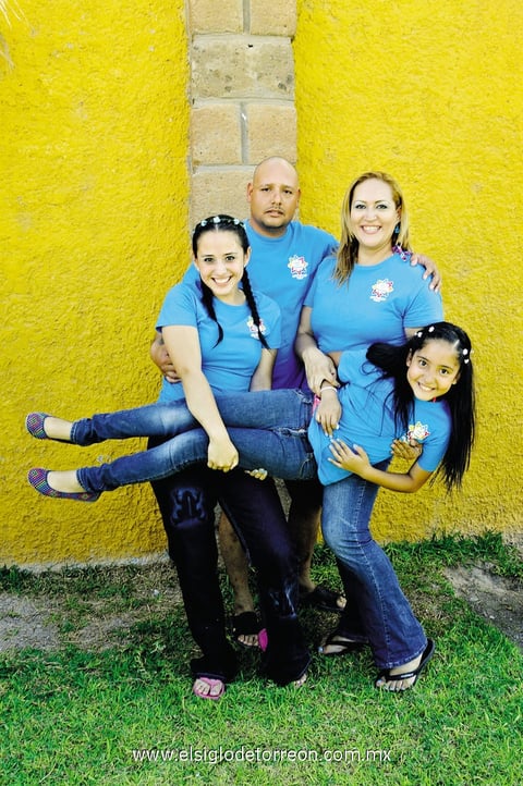 20072014 Juan Carlos, Judith, Kasandra y Kiara.