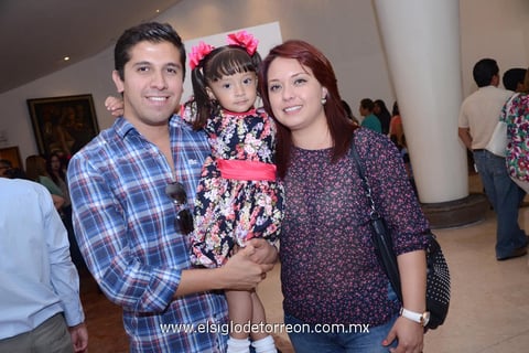 21072014 Manuel, Renata y Minerva.