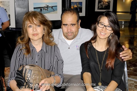 23072014 Sandra, Salvador y Karla.