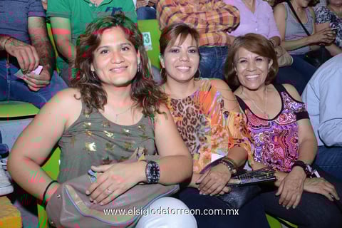 23072014 ENTRE AMIGAS.  Rosy, Marycruz y Cuquis.