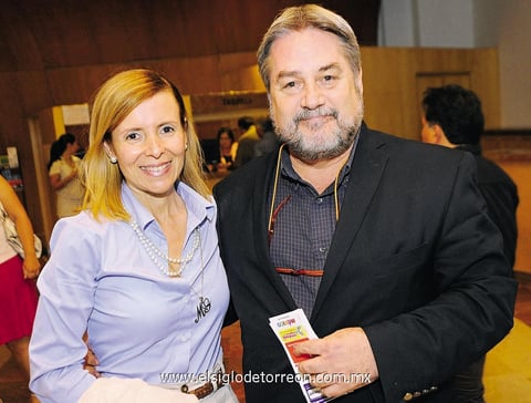 25072014 CAMERATA.  Guadalupe y Fernando.